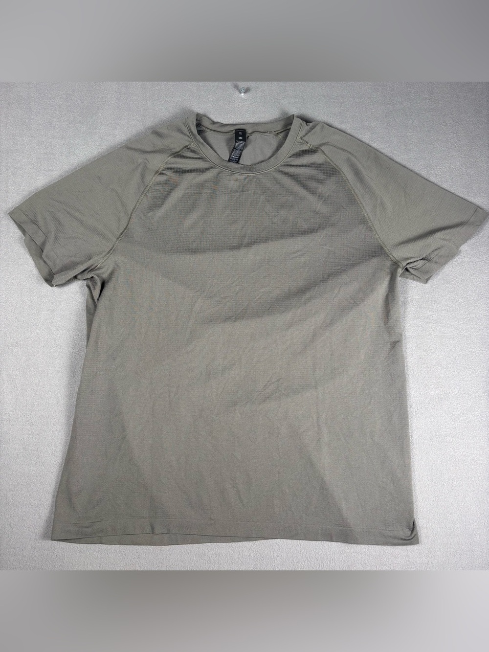 Lululemon Gray Sage Metal Vent Tech Short Sleeve Shirt Size XXL